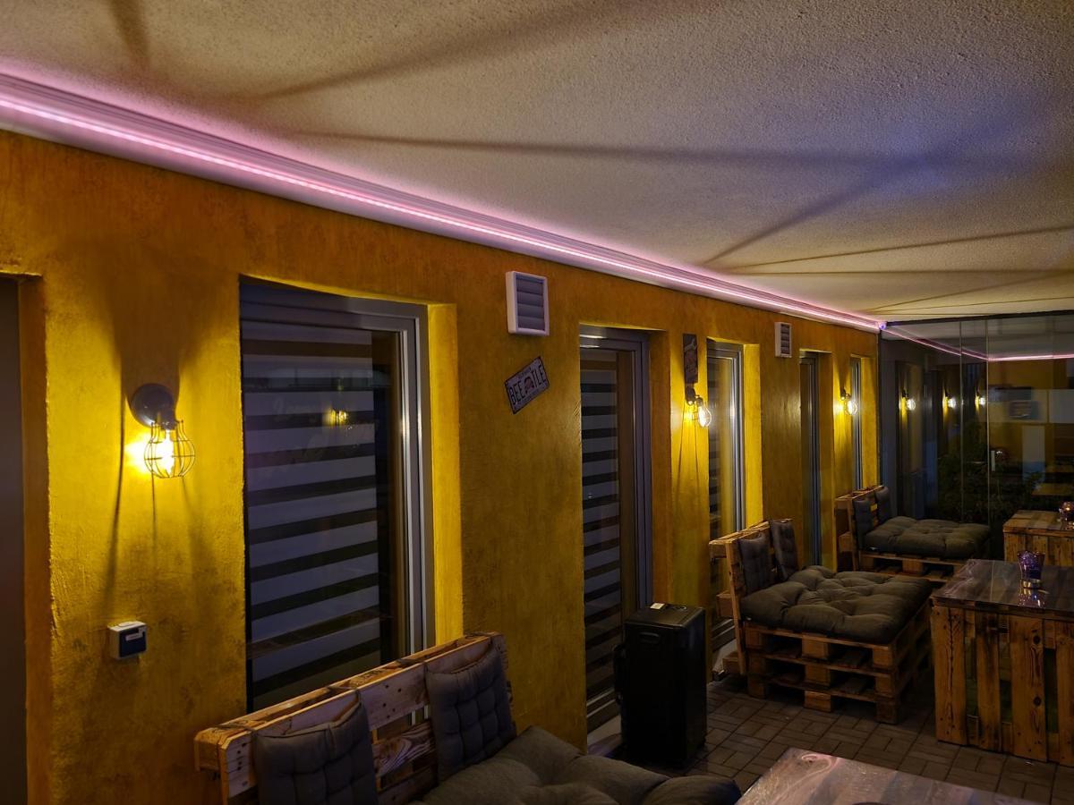 Hotel Come In Menden Exteriör bild